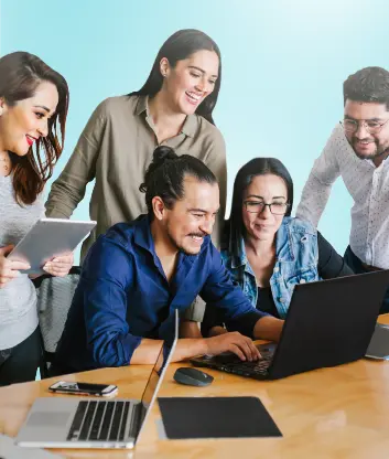 Equipo de trabajo de la aceleradora de SURA